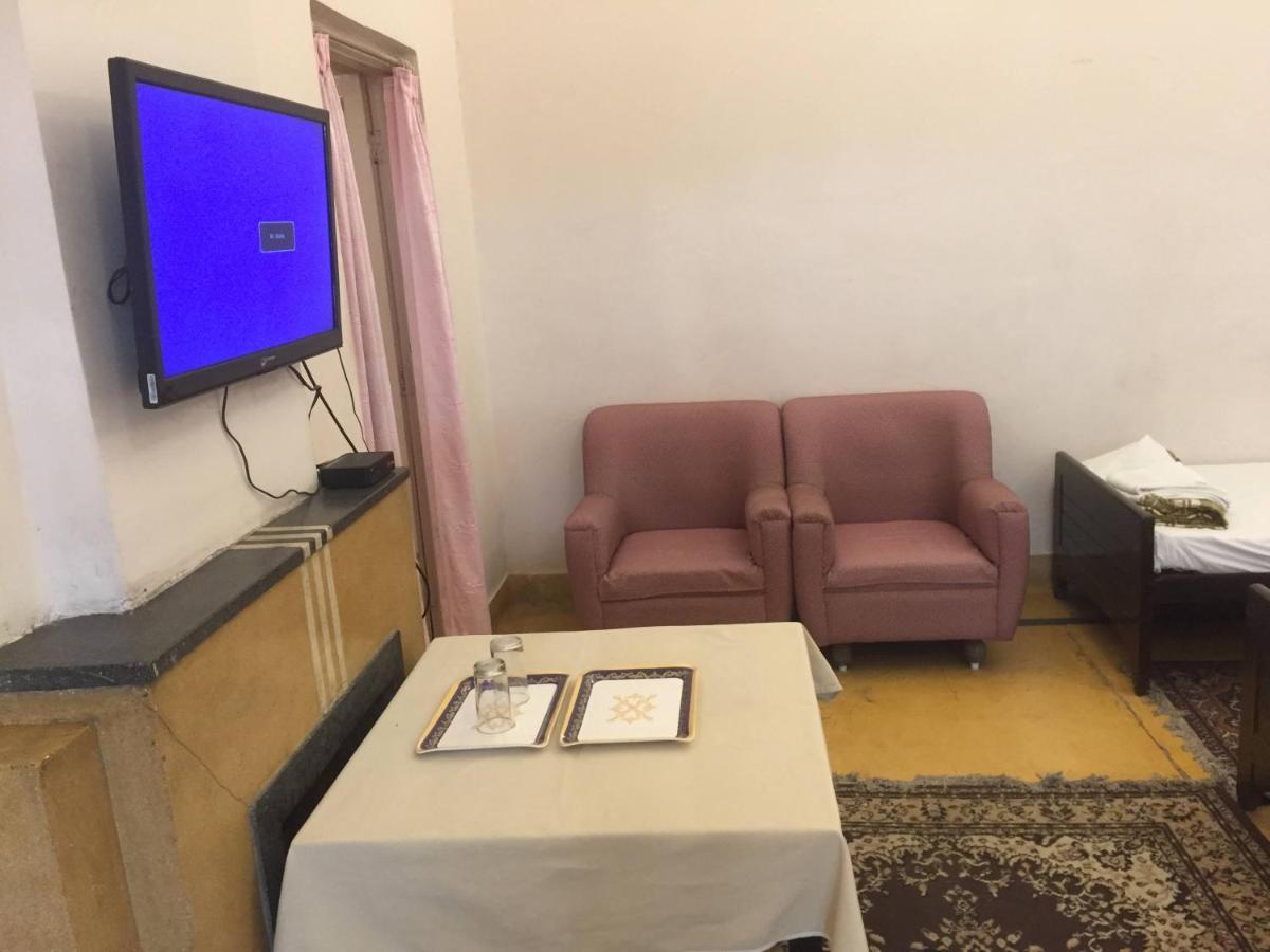 Hotel White House Dehradun Dış mekan fotoğraf