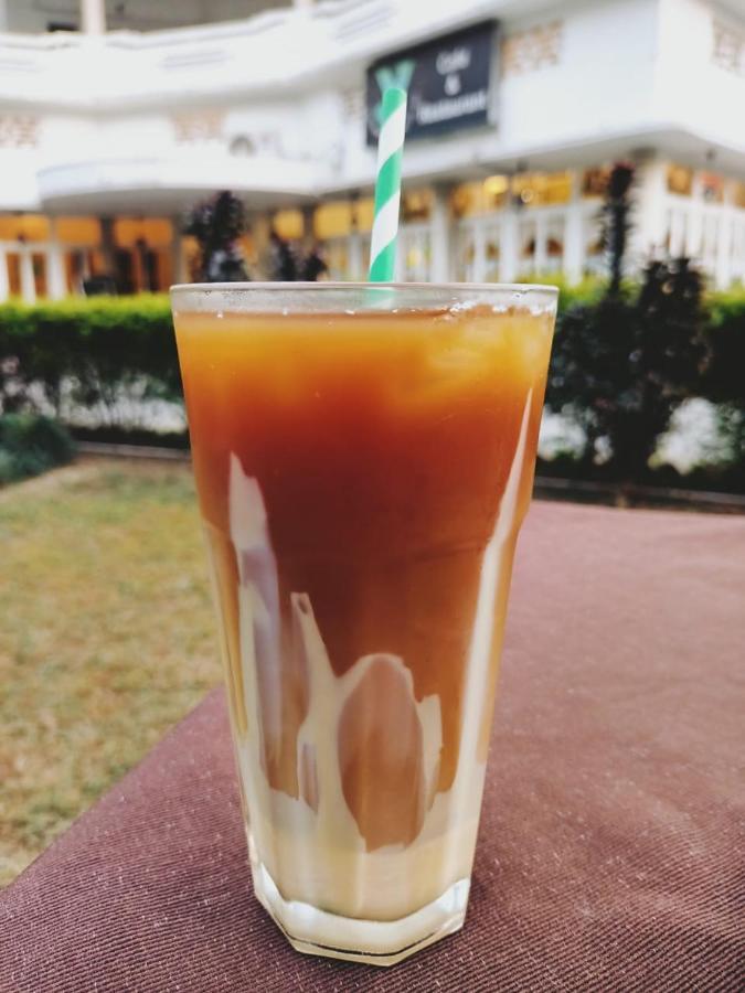 Hotel White House Dehradun Dış mekan fotoğraf