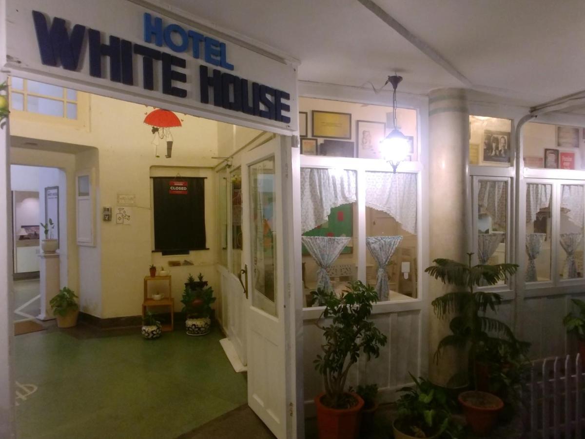 Hotel White House Dehradun Dış mekan fotoğraf