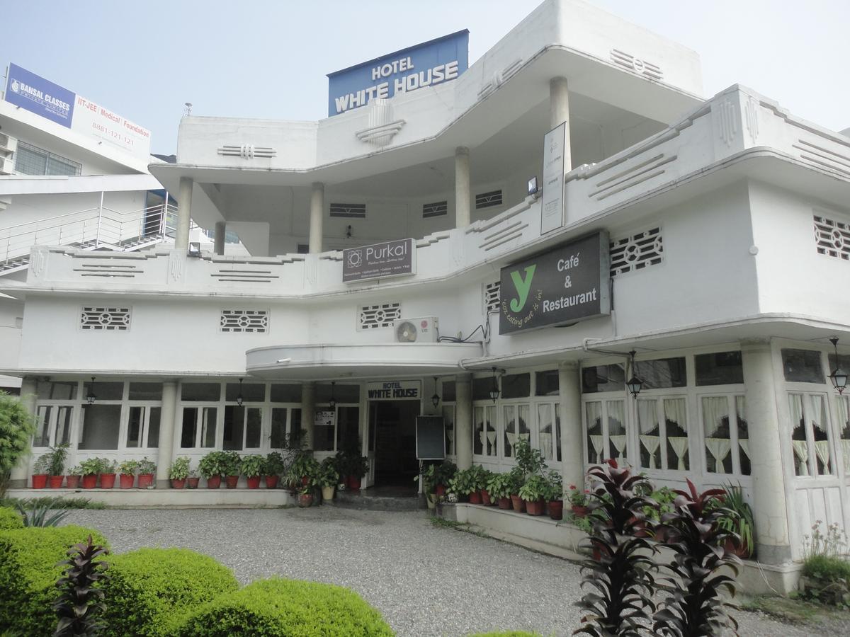 Hotel White House Dehradun Dış mekan fotoğraf